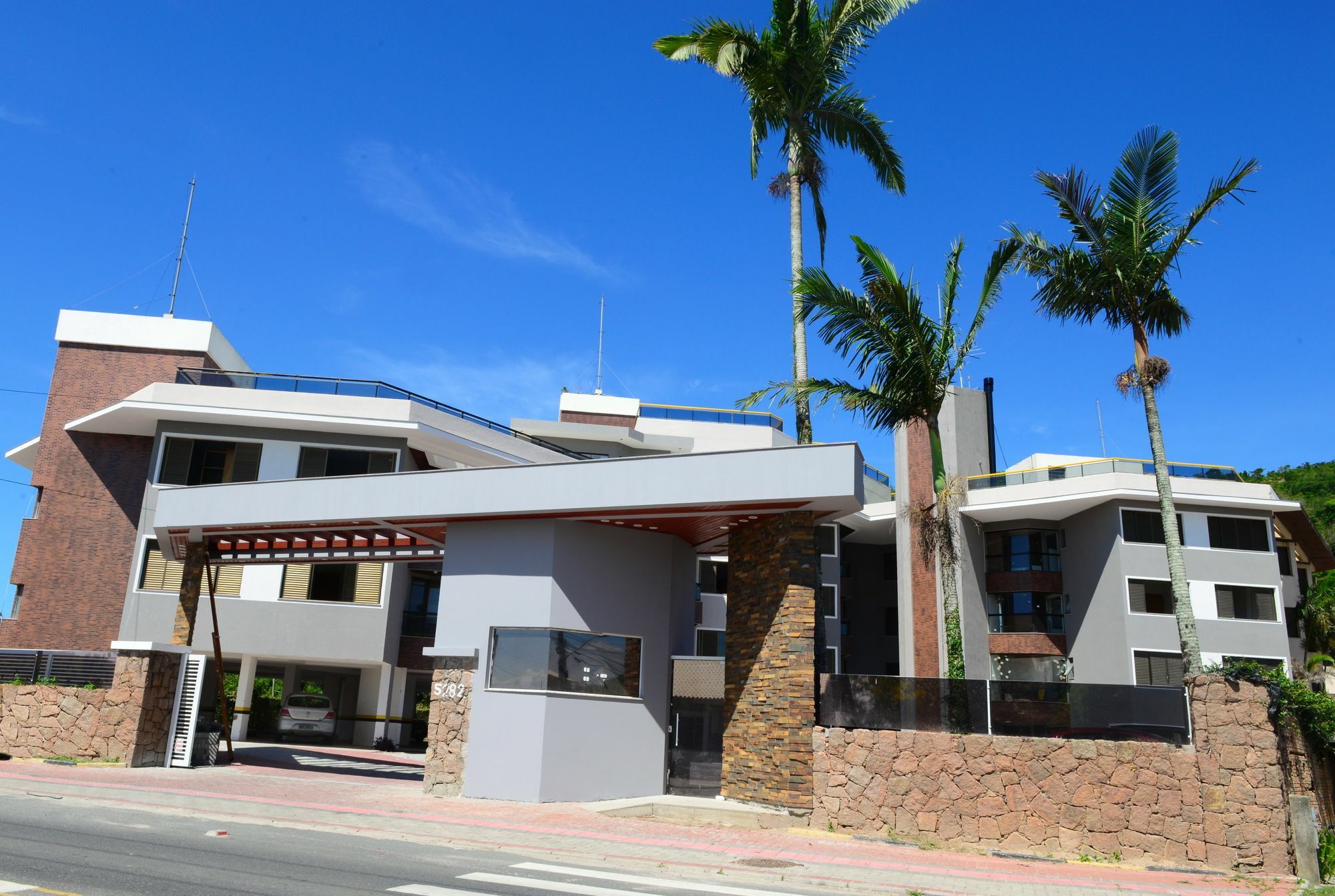 Boulevard Ponta Das Canas Governador Celso Ramos Zewnętrze zdjęcie